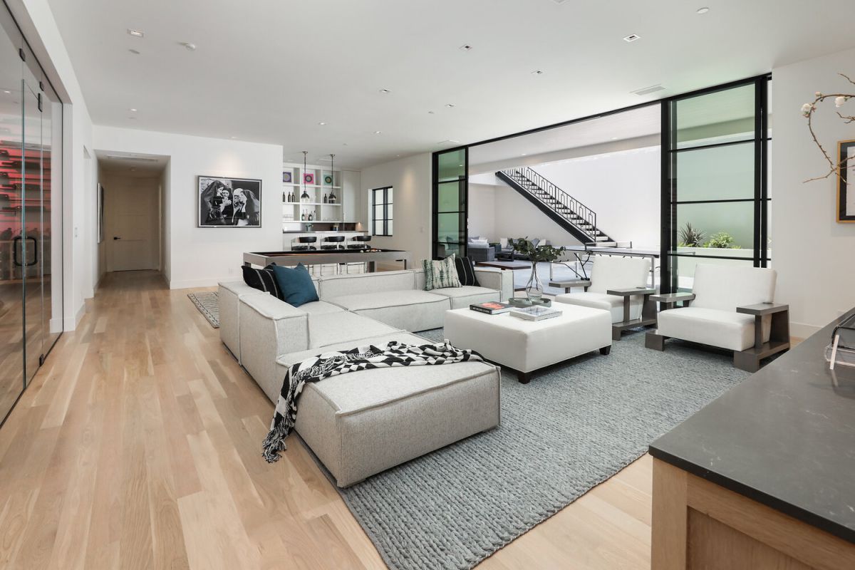 New-Modern-European-Atherton-Home-for-Sale-27