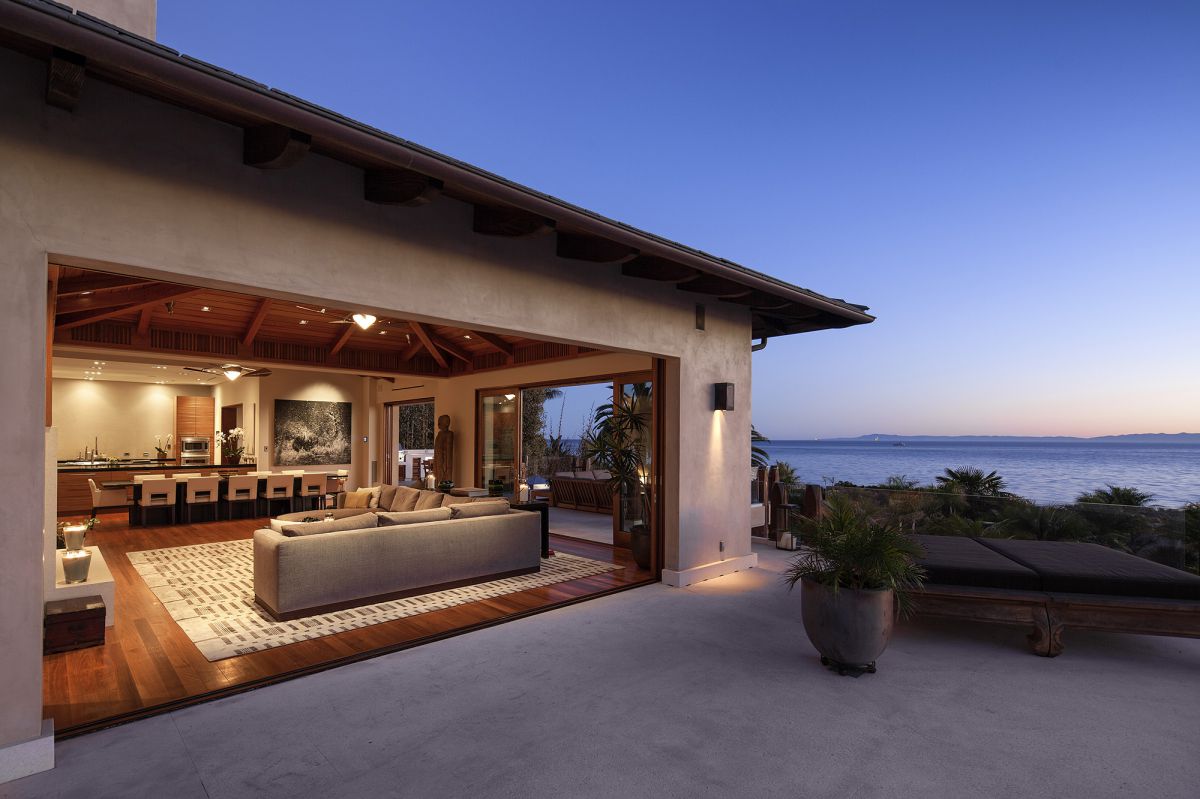 Santa-Barbara-Home-for-Sale-set-on-A-Magical-1.13-Acres-10