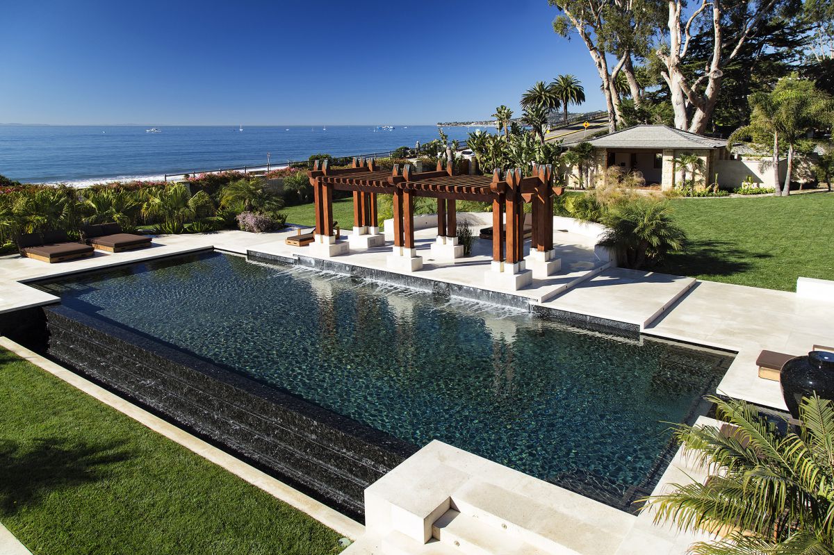 Santa-Barbara-Home-for-Sale-set-on-A-Magical-1.13-Acres-2