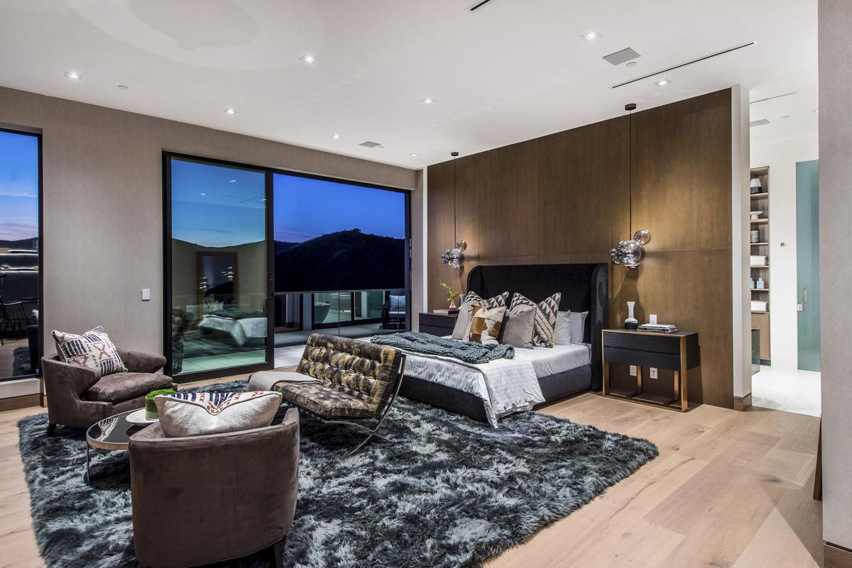 Sleek Linda Flora Modern Home in Los Angeles for Sale at $11.495 Million