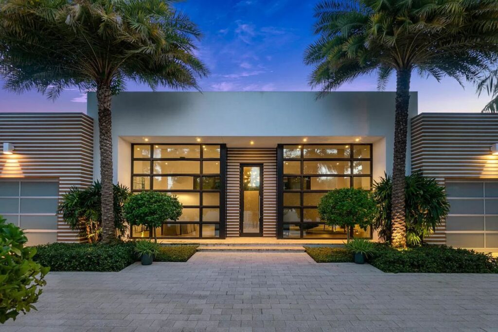 Spectacular Delray Beach Modern Home for Sale