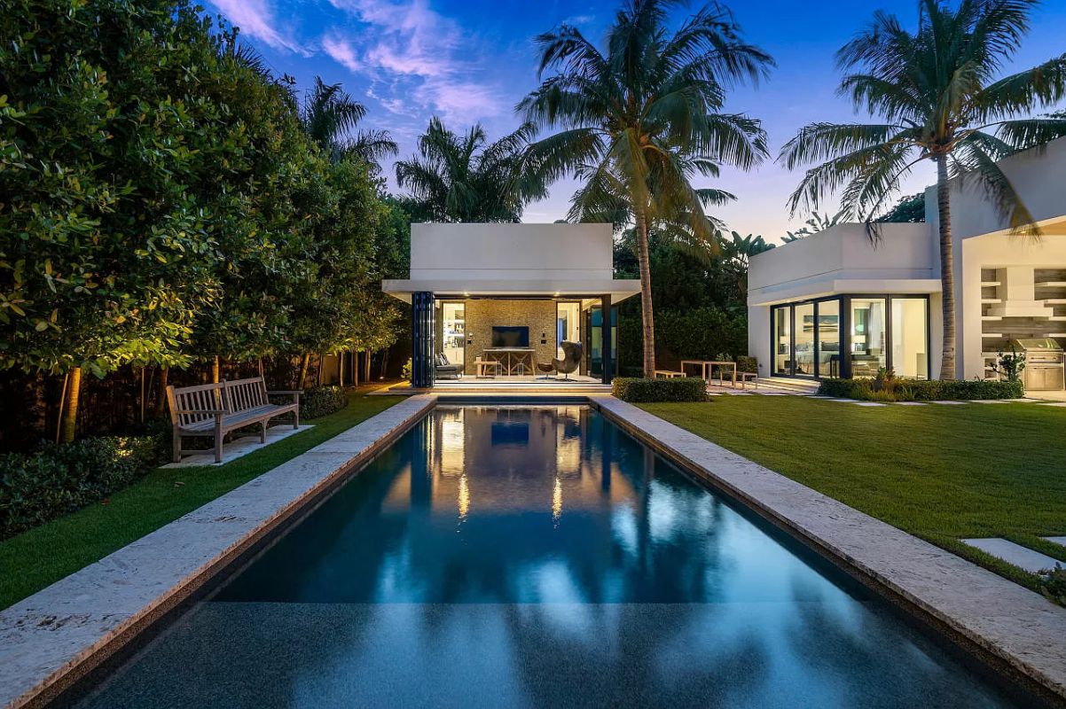 Spectacular-Delray-Beach-Modern-Home-for-Sale-16