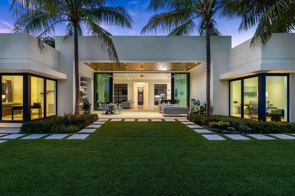 Spectacular-Delray-Beach-Modern-Home-for-Sale-20