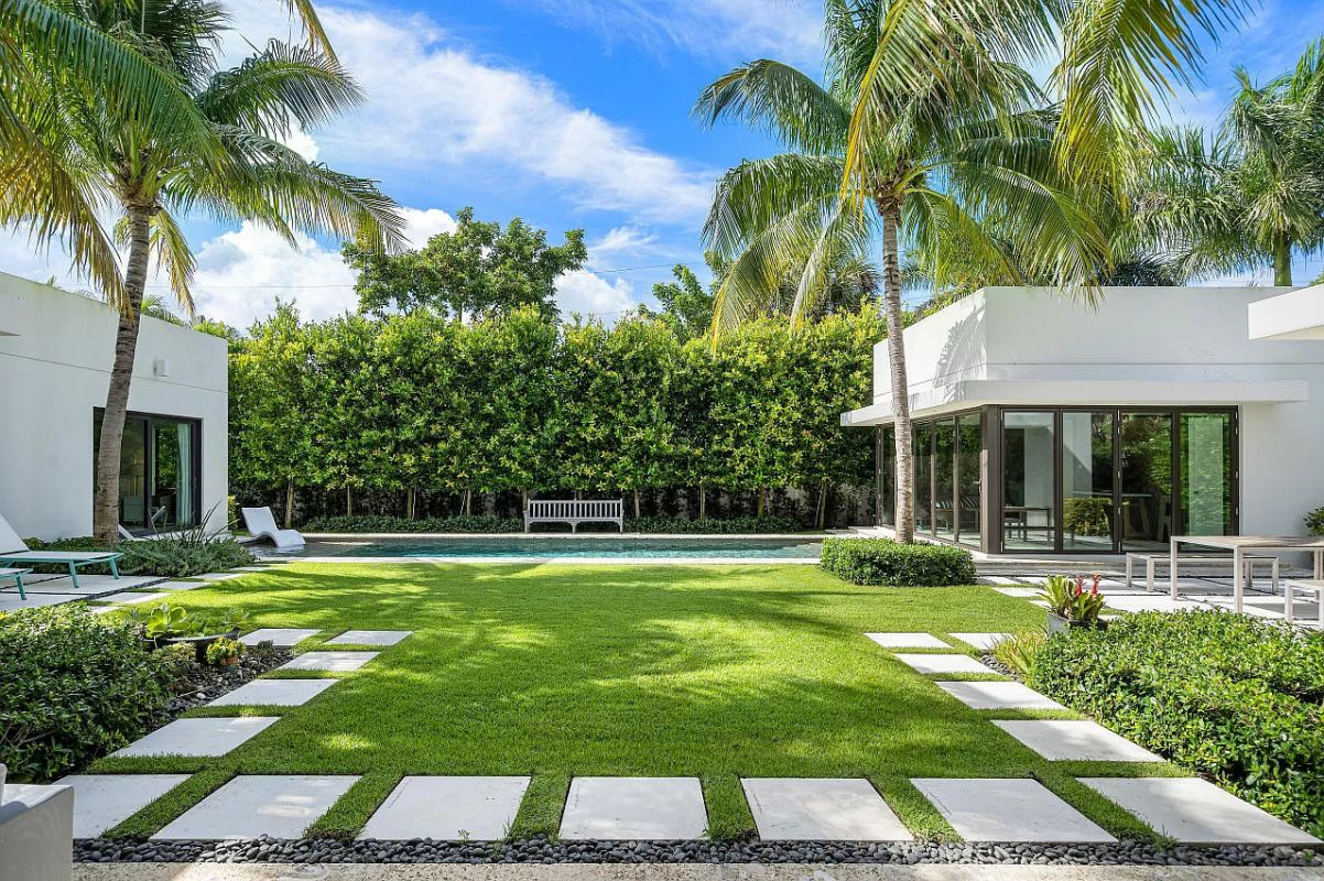 Spectacular-Delray-Beach-Modern-Home-for-Sale-23