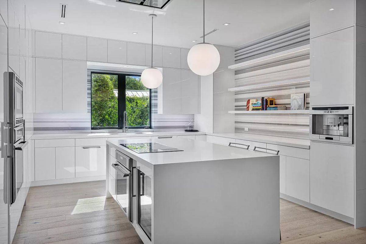 Spectacular-Delray-Beach-Modern-Home-for-Sale-7