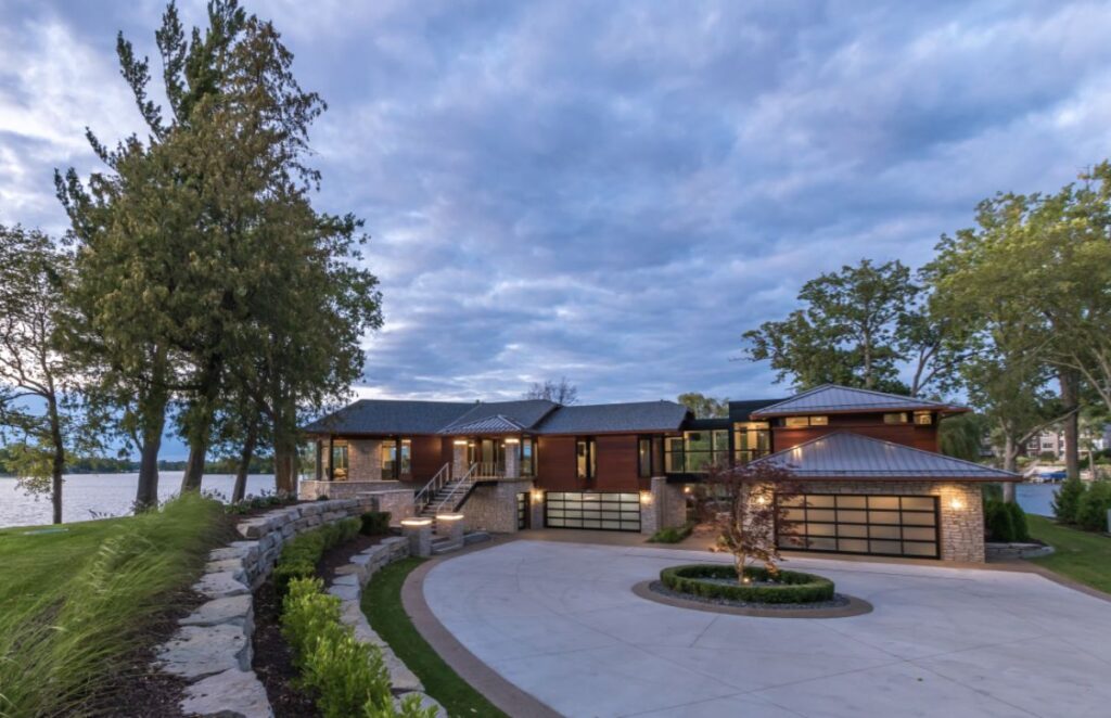 Spectacular Dingman Home in Michigan by AZD Associates