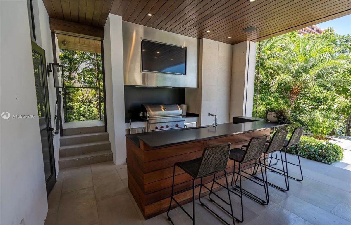 Spectacular Modern Tropical Coral Gables Home for Sale at $15 Million