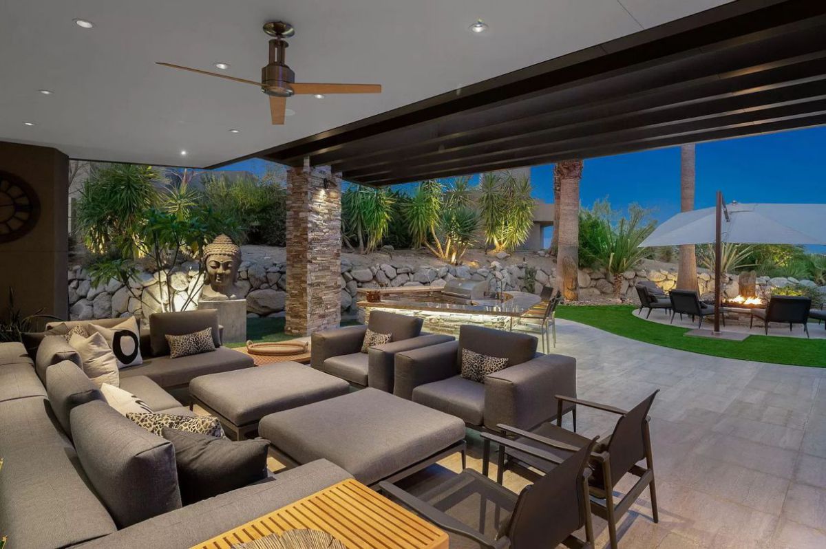 Stunning-Contemporary-Palm-Desert-Home-for-Sale-12