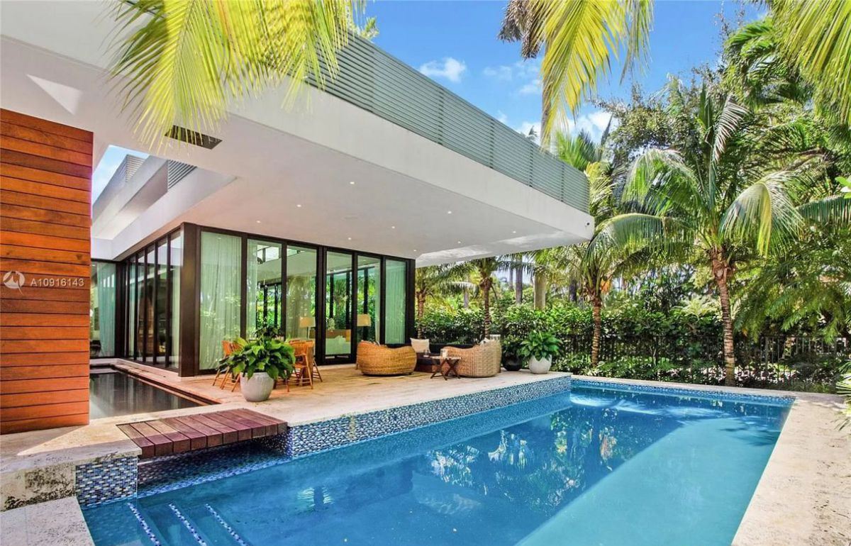 Stunning-Modern-Home-in-Miami-Beach-for-Sale-9