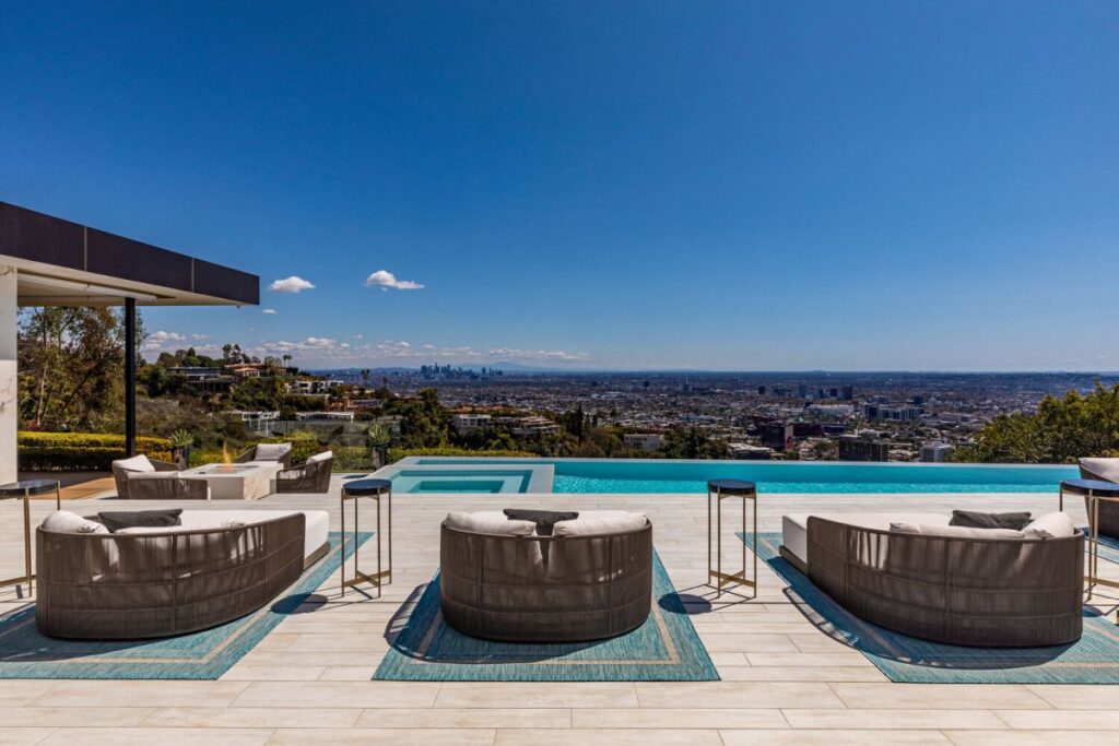 The Most Luxurious Beverly Hills Mansion for Sale