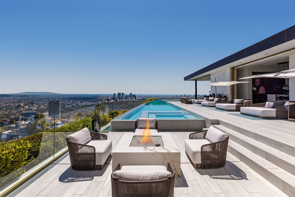 The-Most-Luxurious-Beverly-Hills-Mansion-for-Sale-5