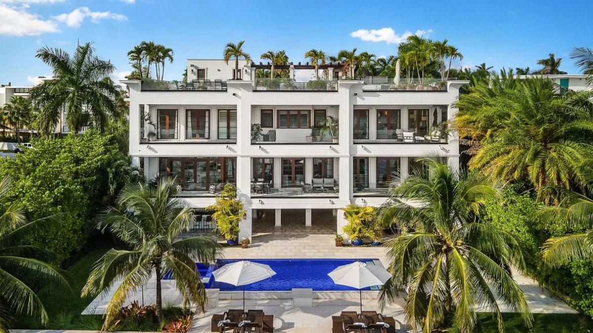 Unique-Florida-Waterfront-Mansion-in-Miami-Beach-20