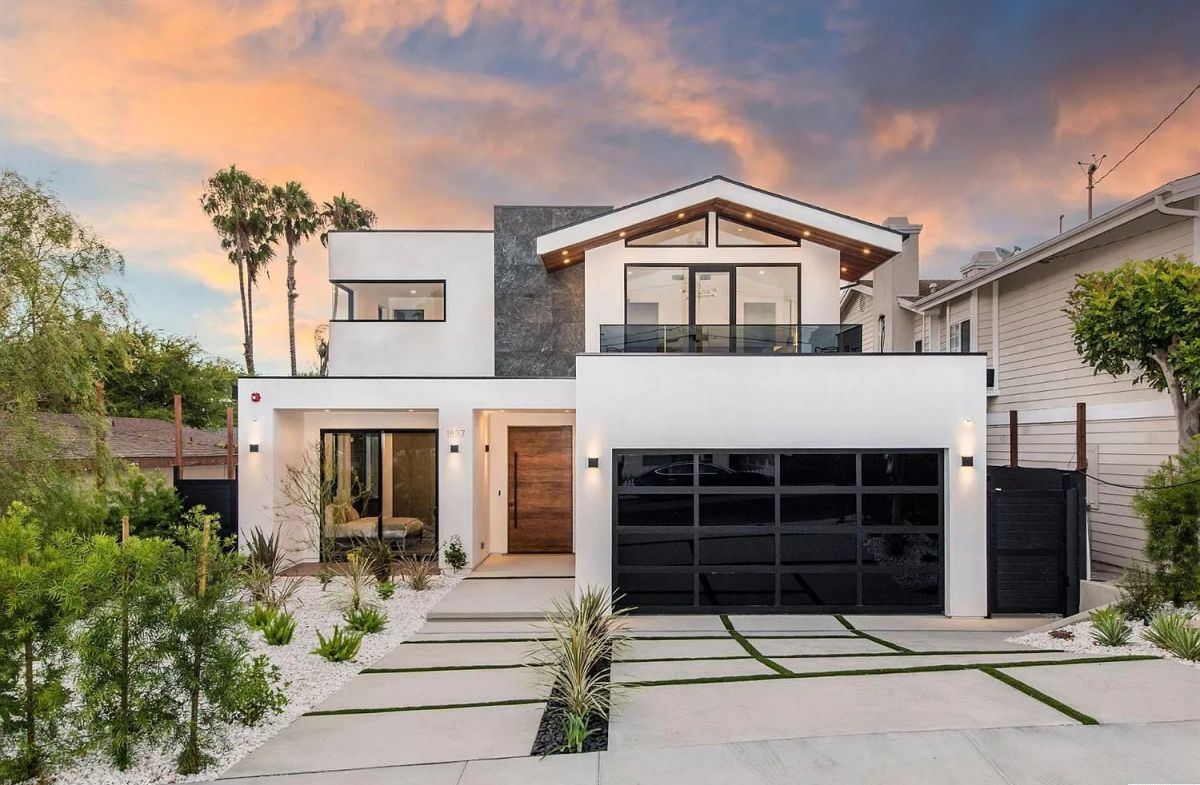 Uniquely-Designed-Manhattan-Beach-Home-for-Sale-3