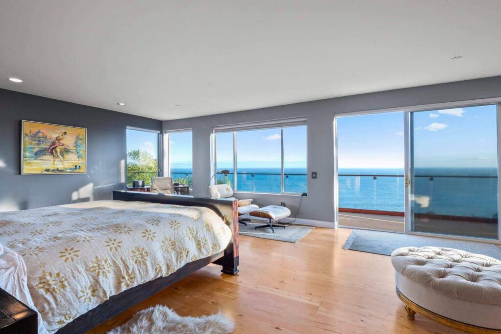 Villa Pacifico - A Trophy Home for Sale in Malibu, California