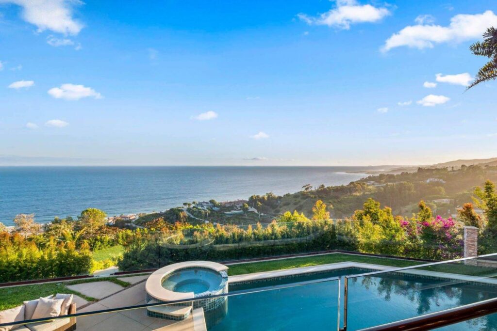 Villa Pacifico - A Trophy Home for Sale in Malibu, California