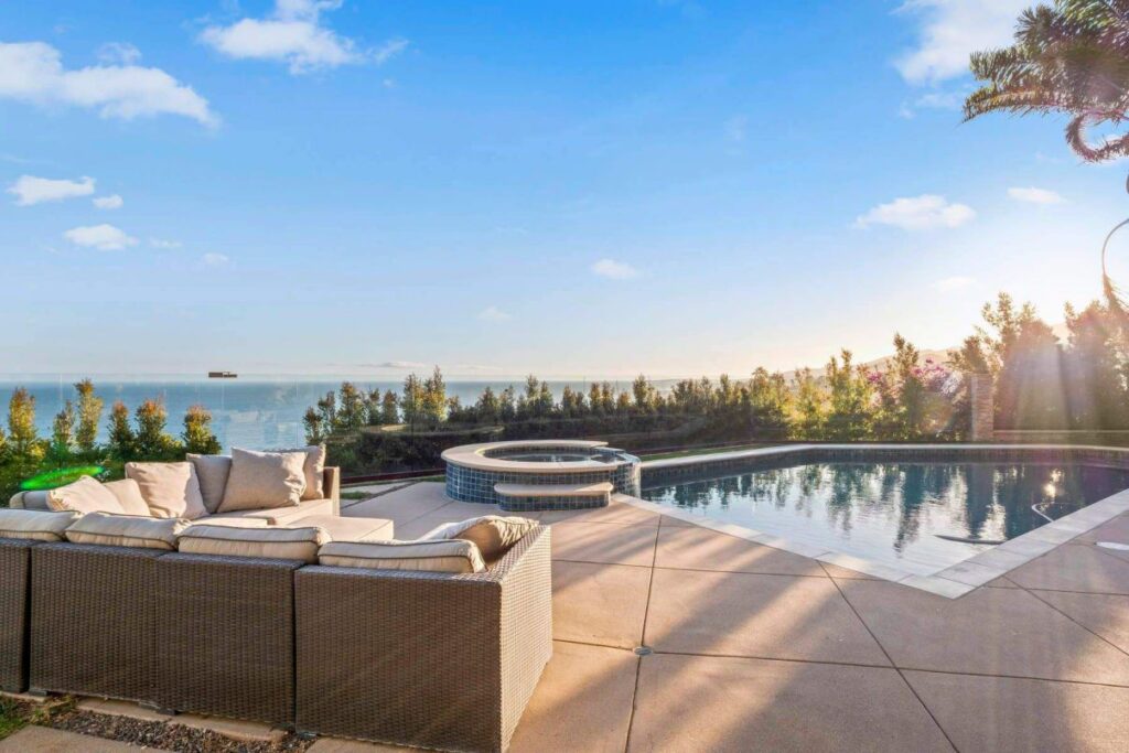 Villa Pacifico - A Trophy Home for Sale in Malibu, California