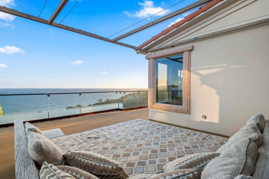 Villa Pacifico - A Trophy Home for Sale in Malibu, California