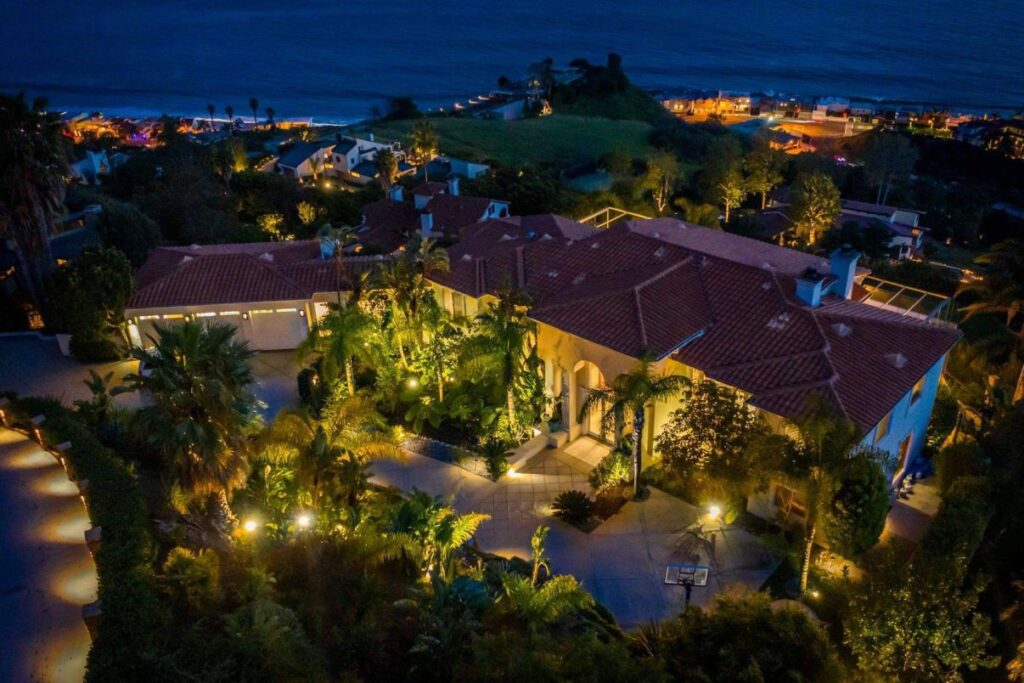 Villa Pacifico - A Trophy Home for Sale in Malibu, California