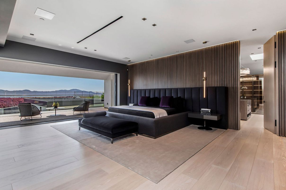 37999000-Striking-Modern-California-Mansion-with-the-Highest-Quality-43