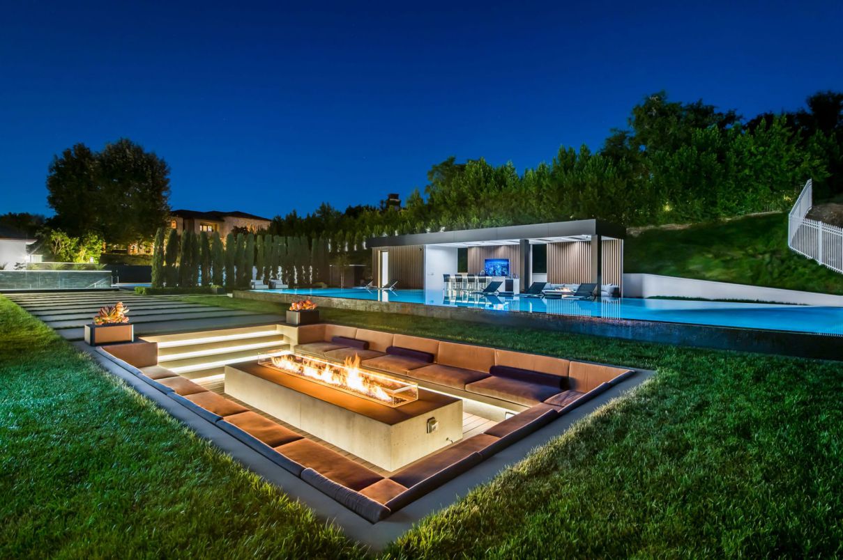 37999000-Striking-Modern-California-Mansion-with-the-Highest-Quality-6