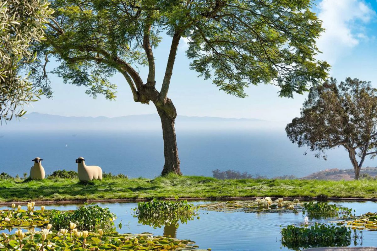 39900000-Santa-Barbara-Home-for-Sale-Featuring-the-Beauty-of-Nature-21