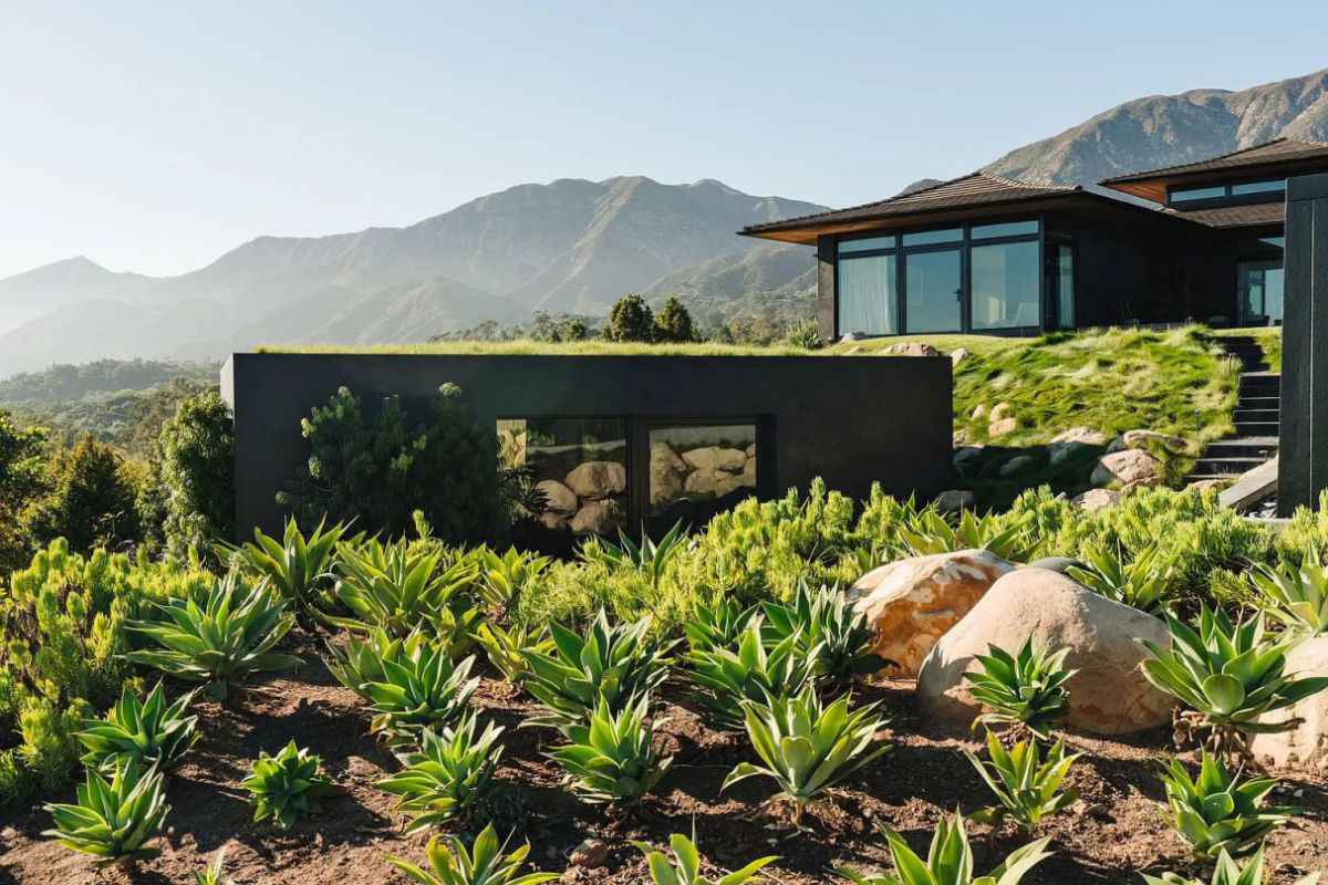 39900000-Santa-Barbara-Home-for-Sale-Featuring-the-Beauty-of-Nature-7