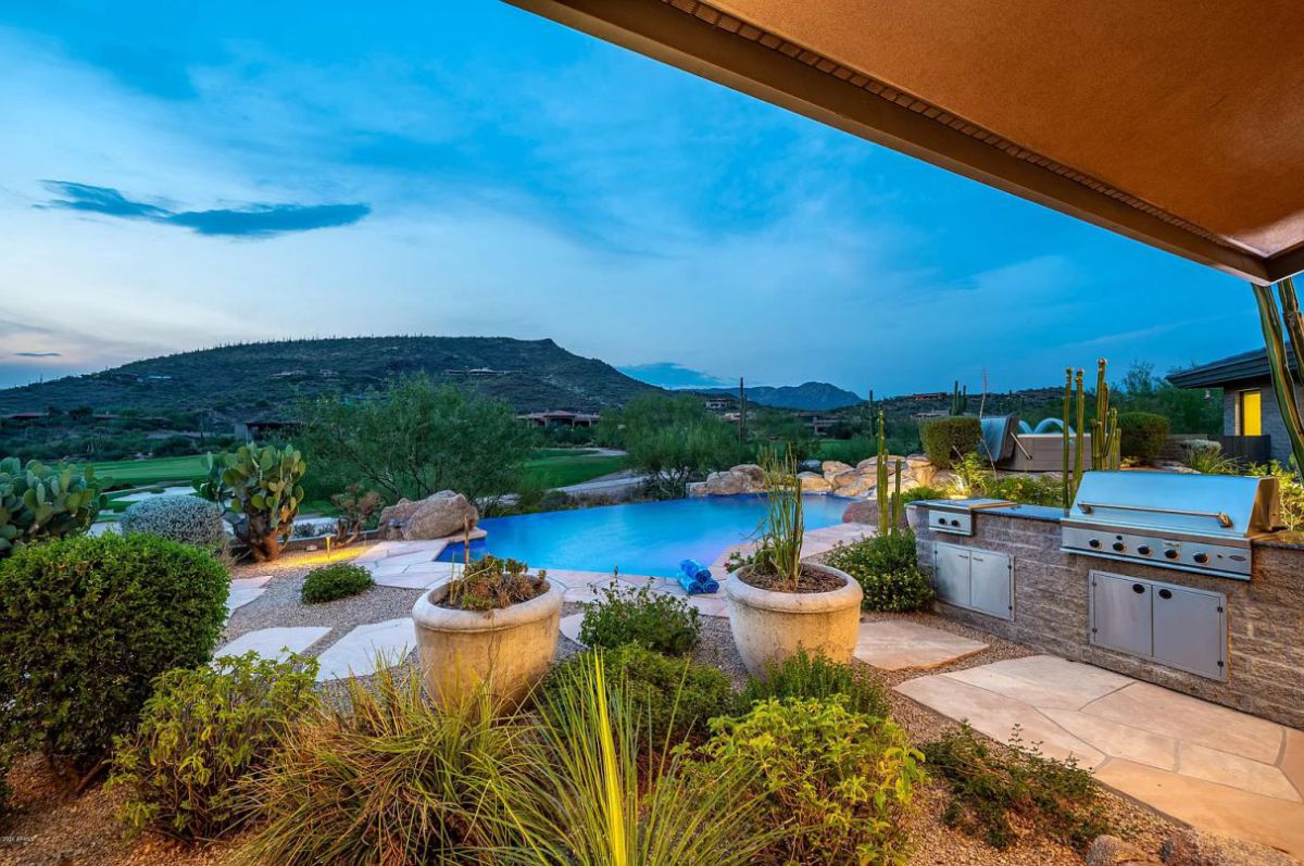 A-2198499-Contemporary-Single-Level-House-for-Sale-in-Scottsdale-10