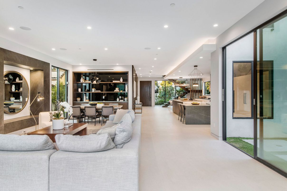 A-Beverly-Grove-Modern-House-in-Los-Angeles-for-Sale-at-3499000-12