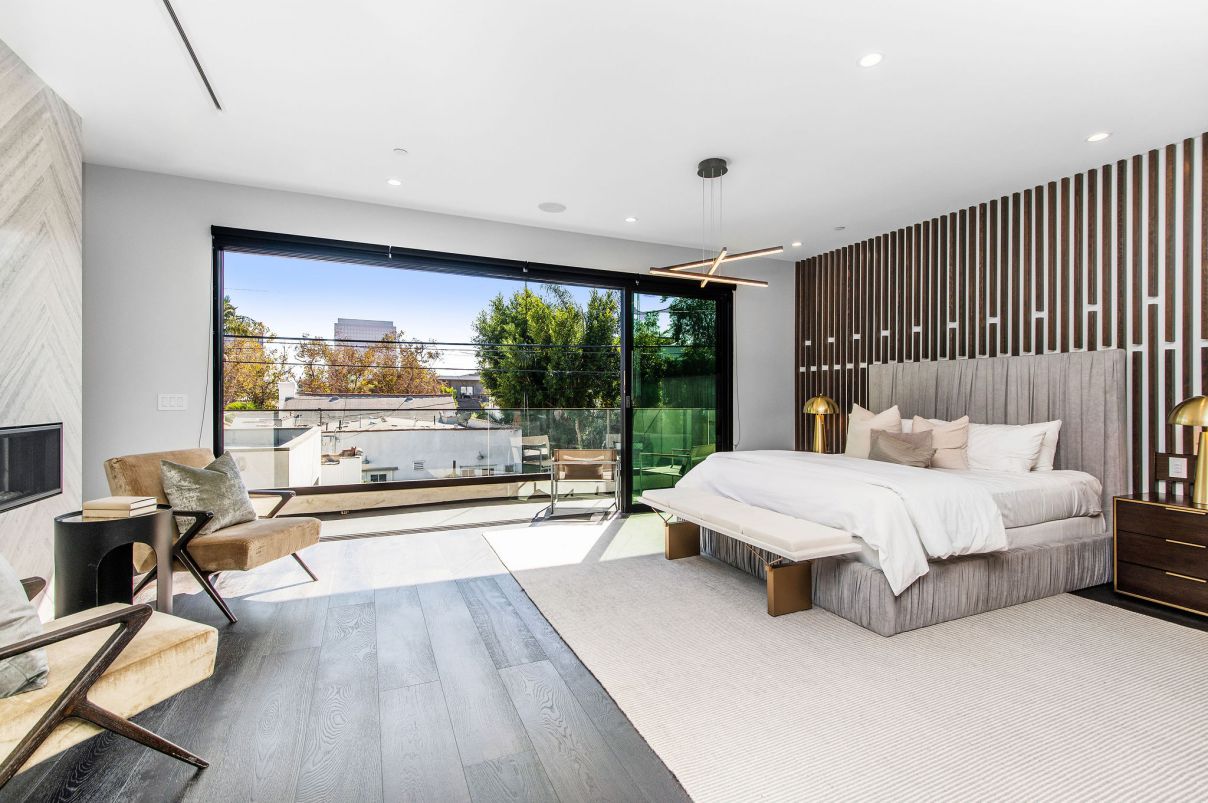 A-Beverly-Grove-Modern-House-in-Los-Angeles-for-Sale-at-3499000-18