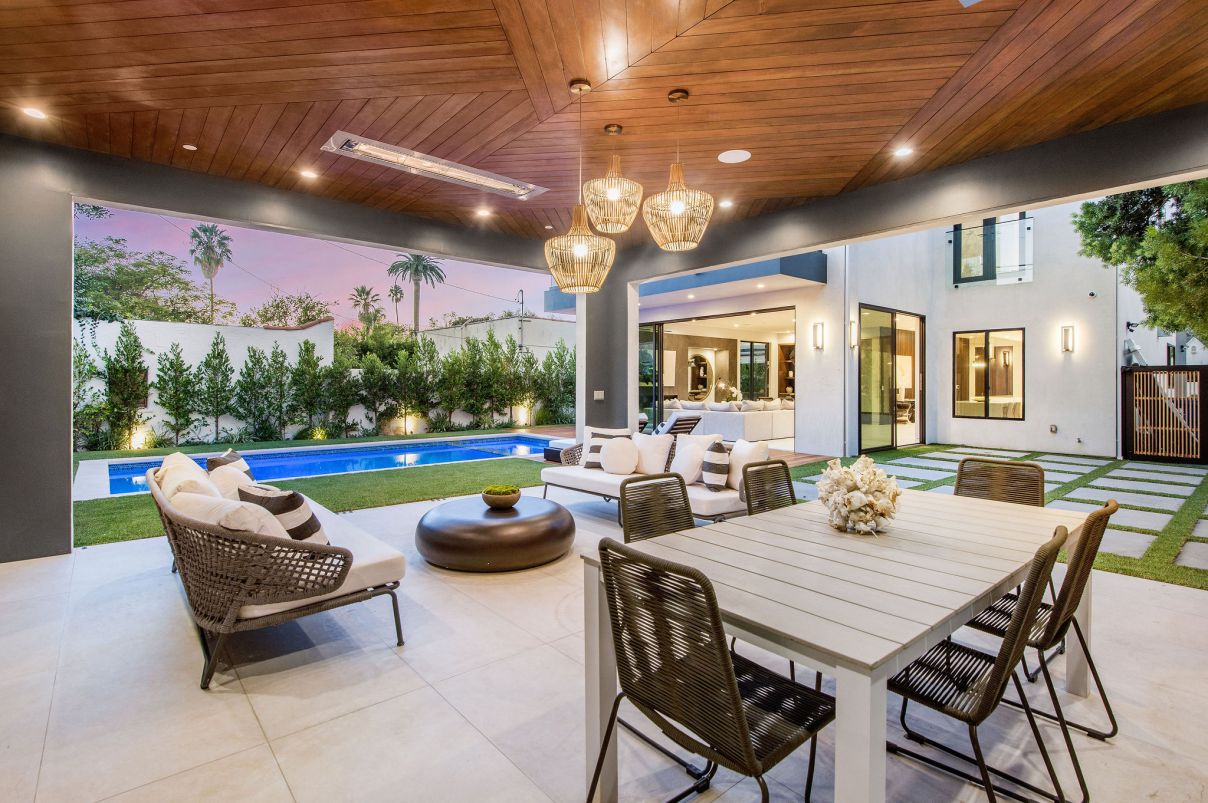 A-Beverly-Grove-Modern-House-in-Los-Angeles-for-Sale-at-3499000-27