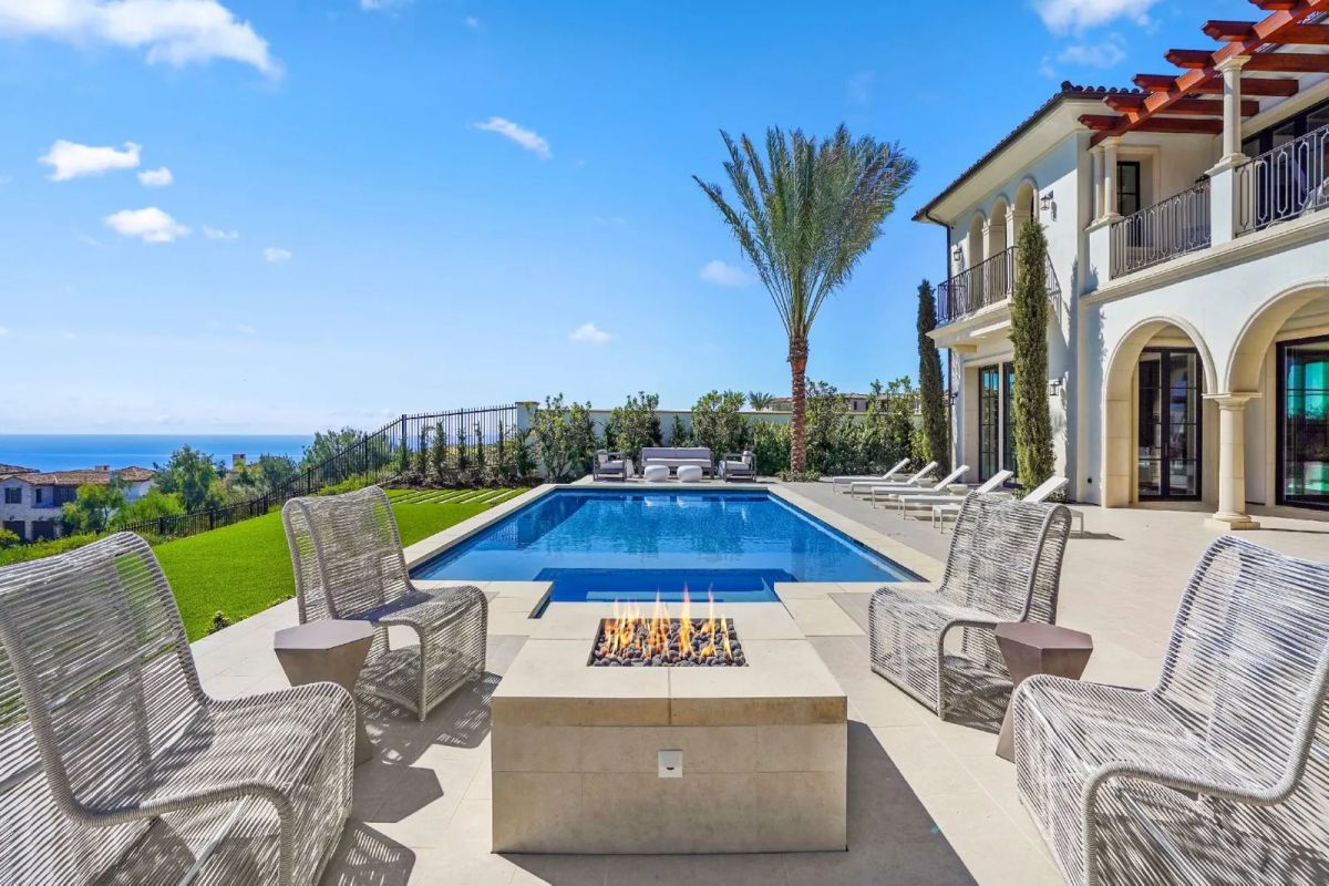 A-Brand-New-Newport-Coast-Contemporary-Home-for-Sale-11495000-40