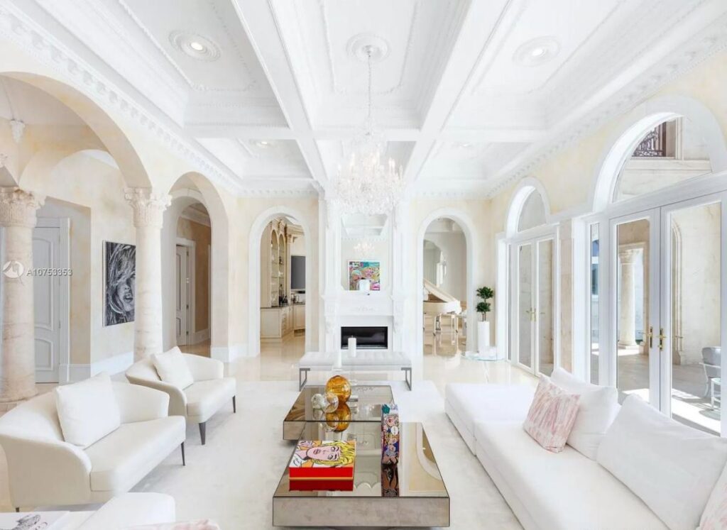 A Classical Italian Style House in Coral Gables for Sale