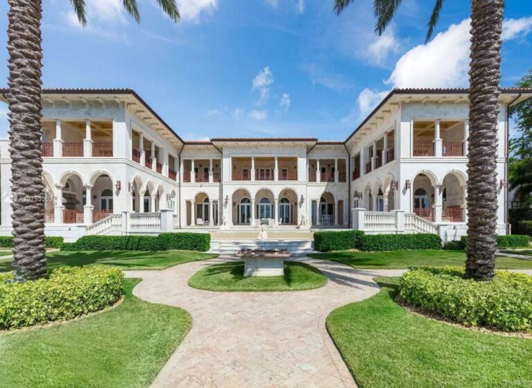 A Classical Italian Style House in Coral Gables for Sale at $25,850,000