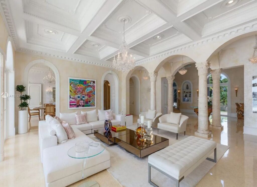 A Classical Italian Style House in Coral Gables for Sale