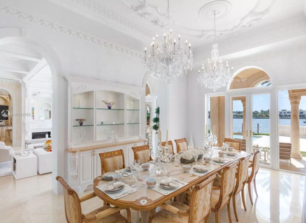 A Classical Italian Style House in Coral Gables for Sale