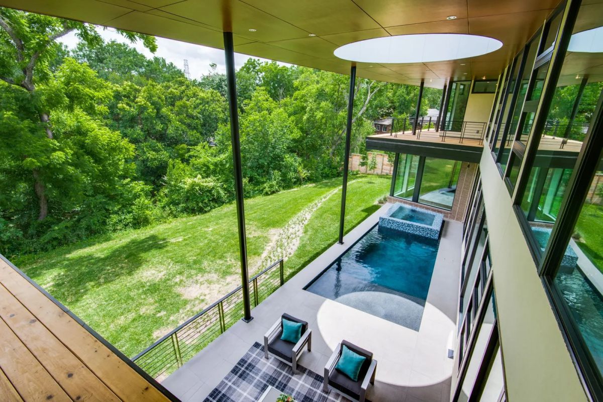 A-Thoughtfully-Designed-House-in-Dallas-for-Sale-at-3325000-16