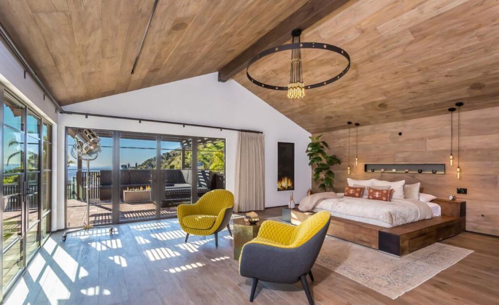 An Exquisitely Home for Rent in Los Angeles