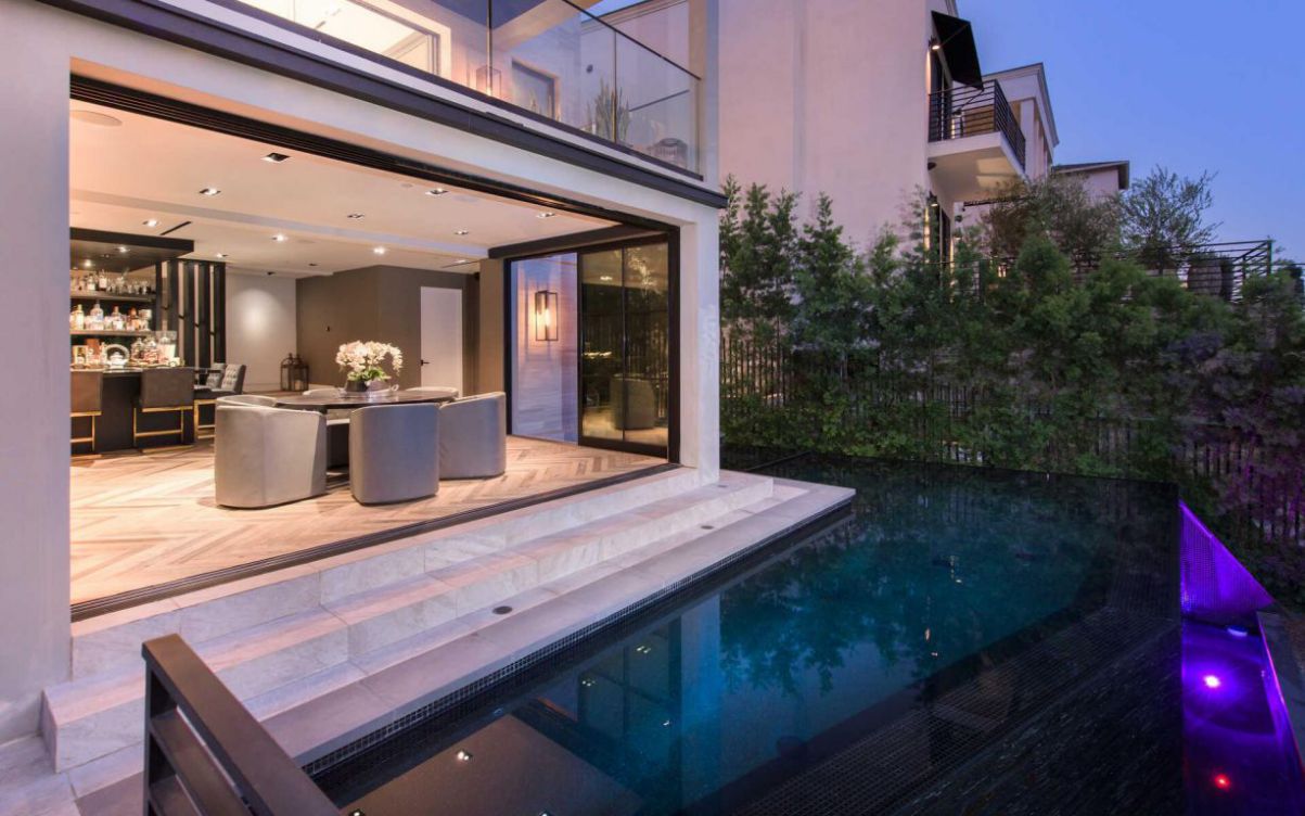 An-Exquisitely-Reimagined-House-for-Sale-in-Los-Angeles-2