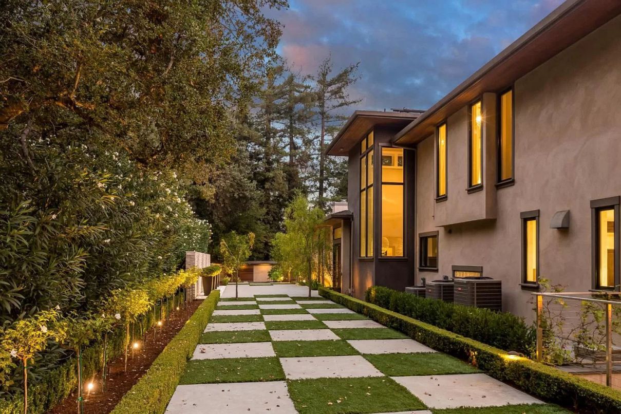 An-Extraordinary-Los-Altos-Hills-Home-for-Sale-12