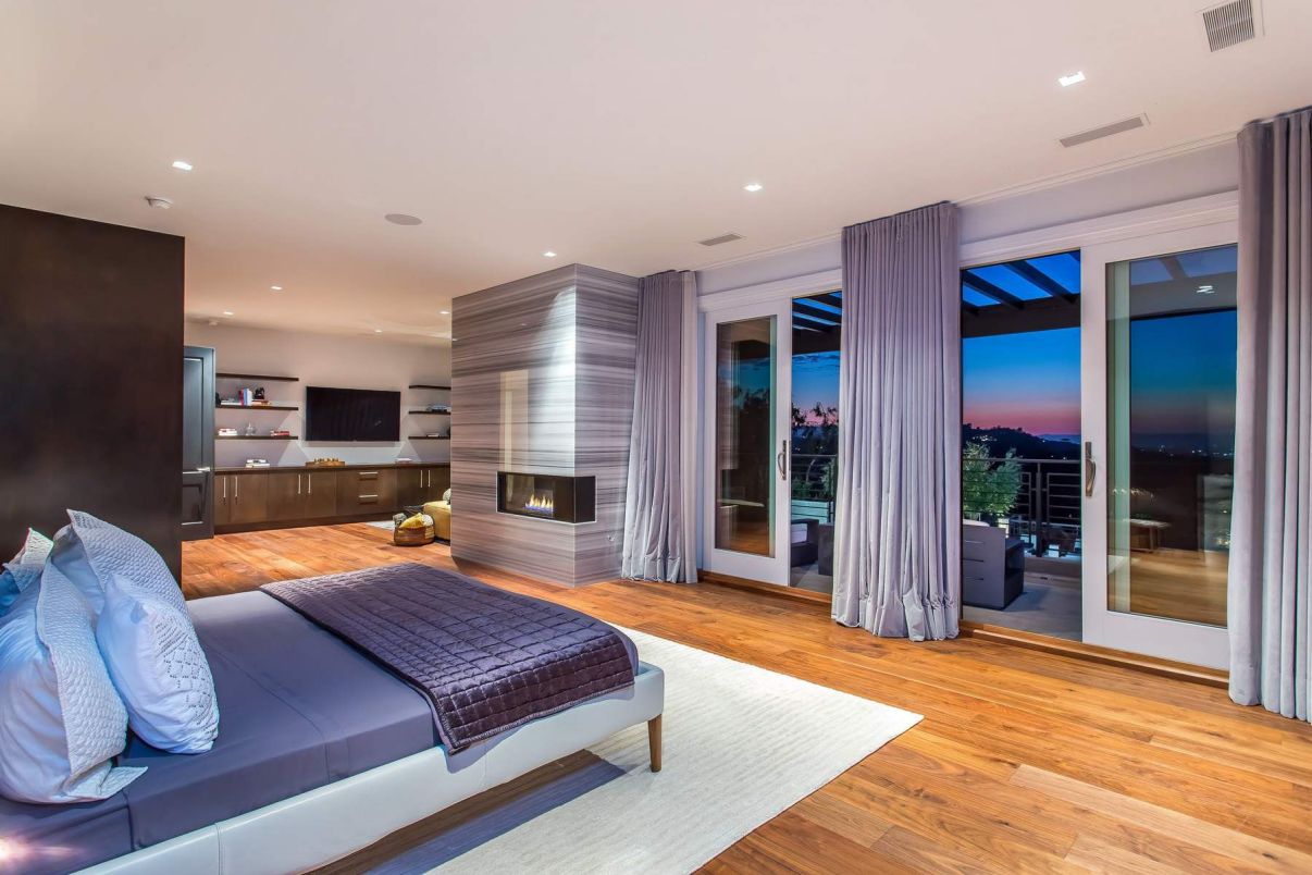 An-Impeccable-Exclusive-House-in-Beverly-Hills-for-Sale-9