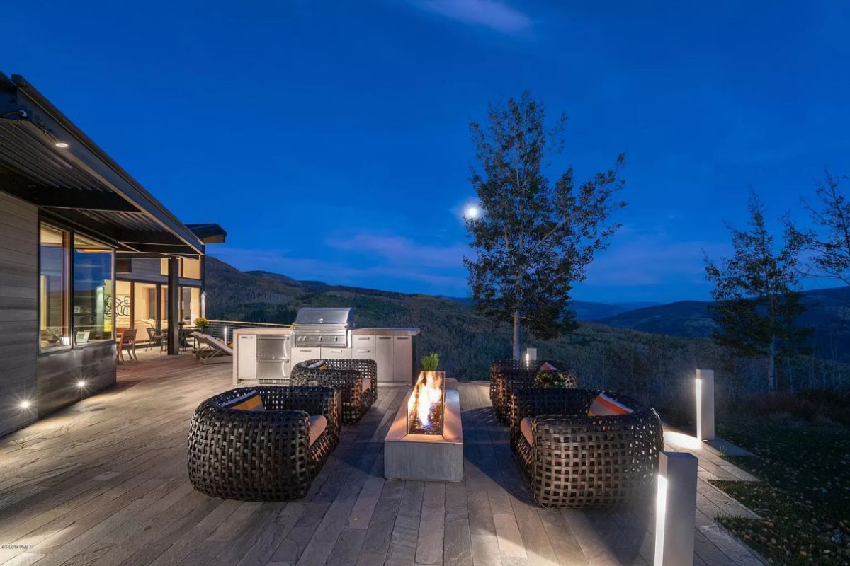 Breathtaking-Modern-Home-for-Sale-in-Avon-Colorado-at-9495000-11