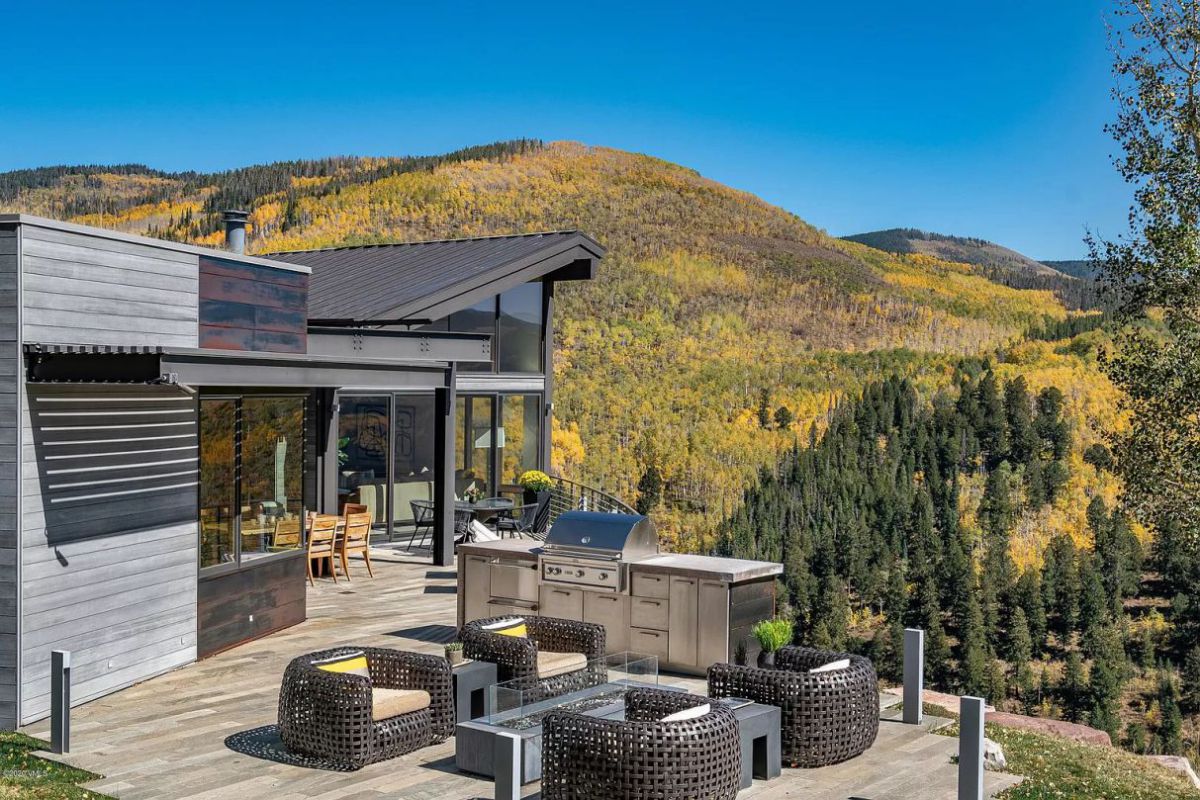 Breathtaking-Modern-Home-for-Sale-in-Avon-Colorado-at-9495000-2