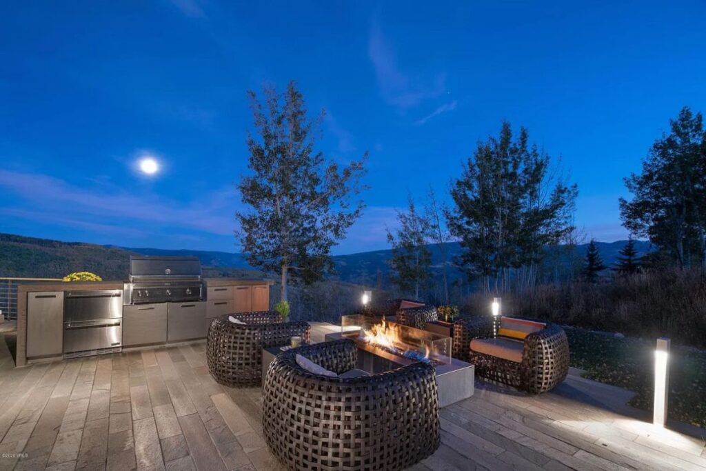 Breathtaking Modern Home for Sale in Avon, Colorado