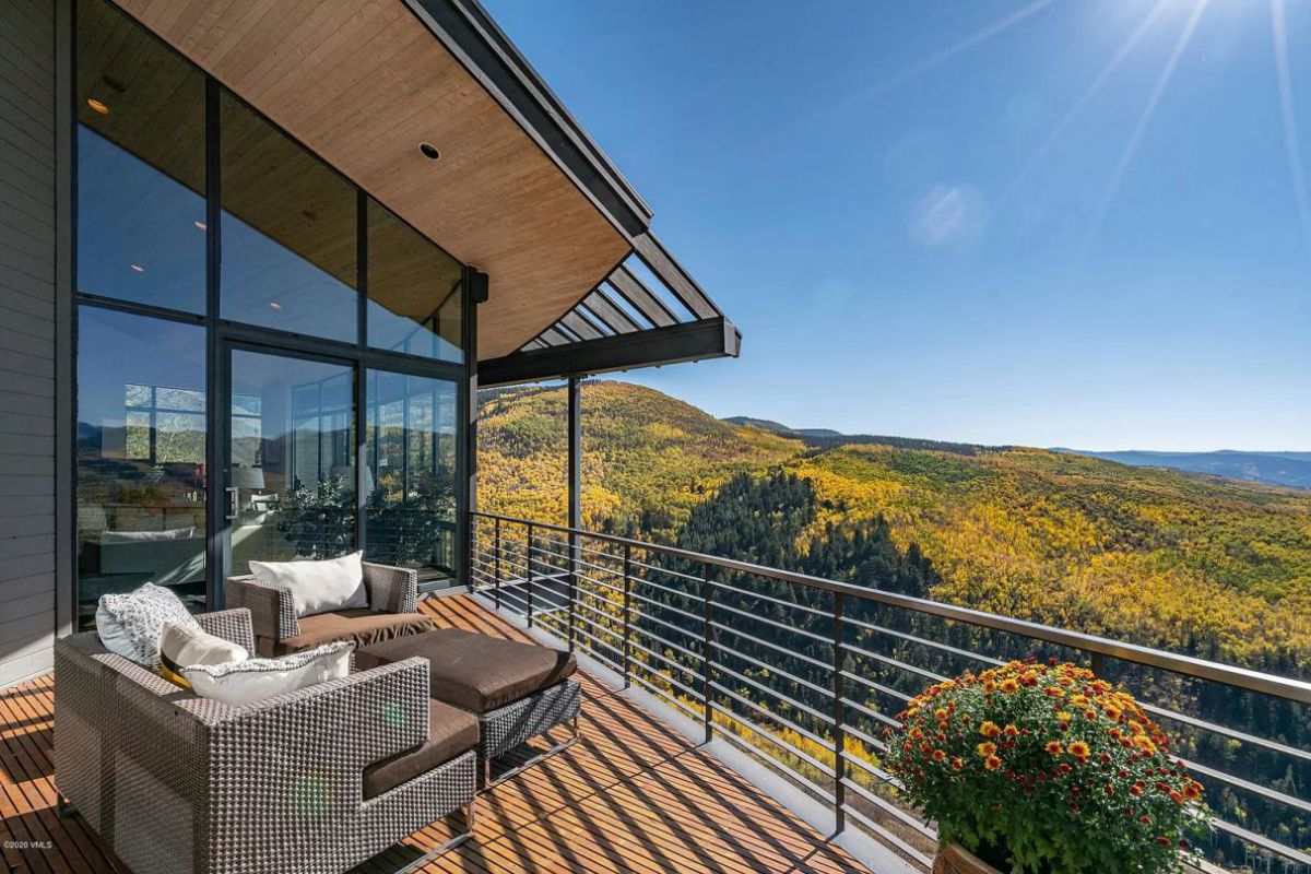Breathtaking-Modern-Home-for-Sale-in-Avon-Colorado-at-9495000-3