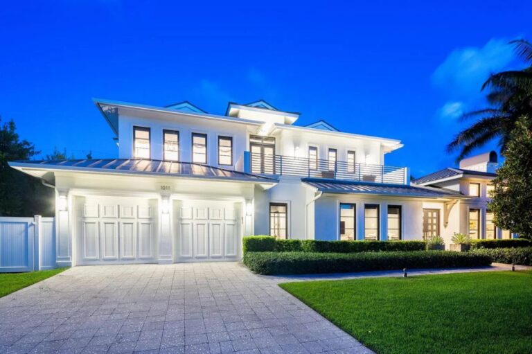 Classical Elegant Seagate House in Delray Beach for Sale at $4,295,000
