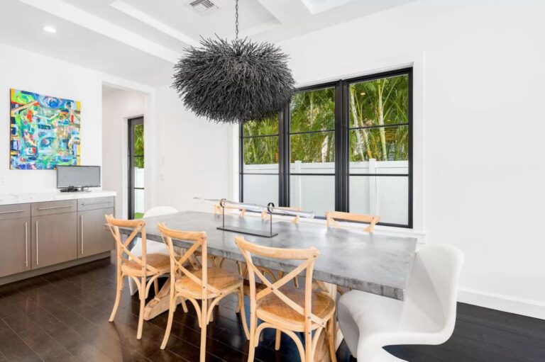 Classical Elegant Seagate House in Delray Beach for Sale at 4,295,000