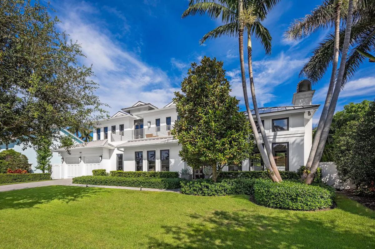 Classical-Elegant-Seagate-House-in-Delray-Beach-for-Sale-at-4295000-18