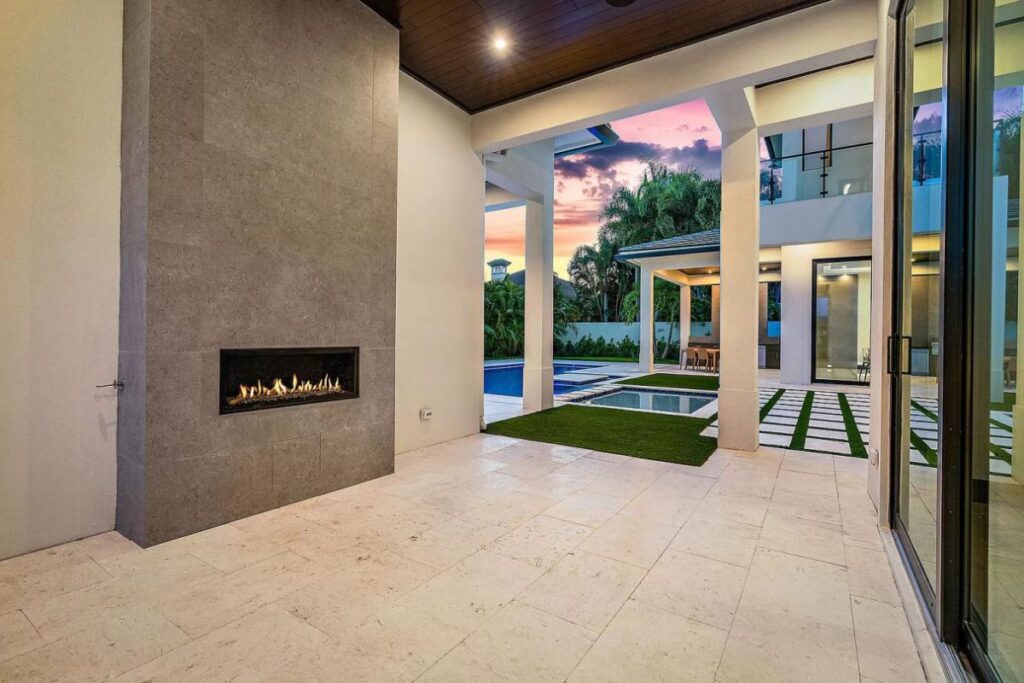 Fully Automated Smart Modern Home in Boca Raton for Sale