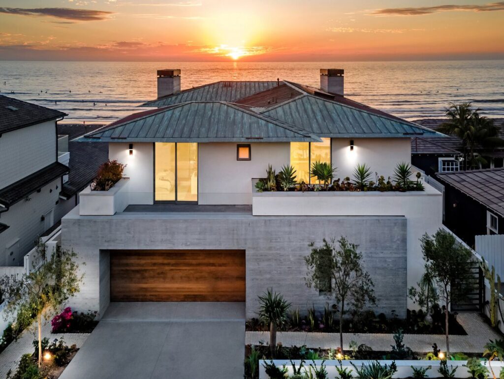 La Jolla Home for Sale offers Luxurious Beachfront Living