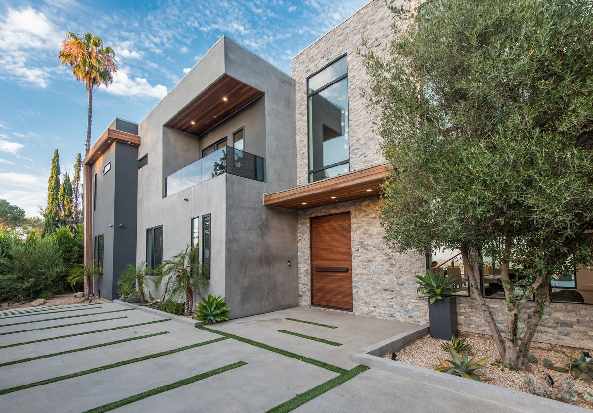 Luxurious-Custom-Built-House-in-Los-Angeles-for-Sale-37